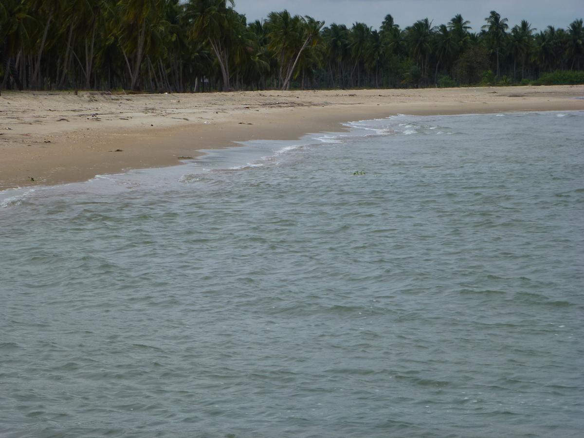 Отель Reef Pasikudah Nachivantivu Экстерьер фото